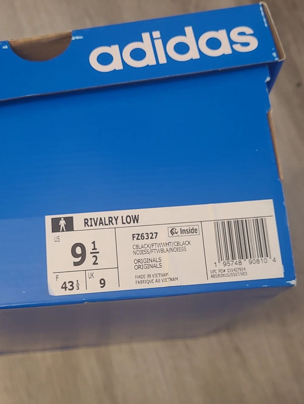 NWT Mens Adidas Rivalry Low Sneakers Size 9.5